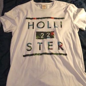 Hollister jungle print shirt